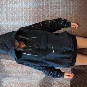 Vintage style Nike windbreaker
